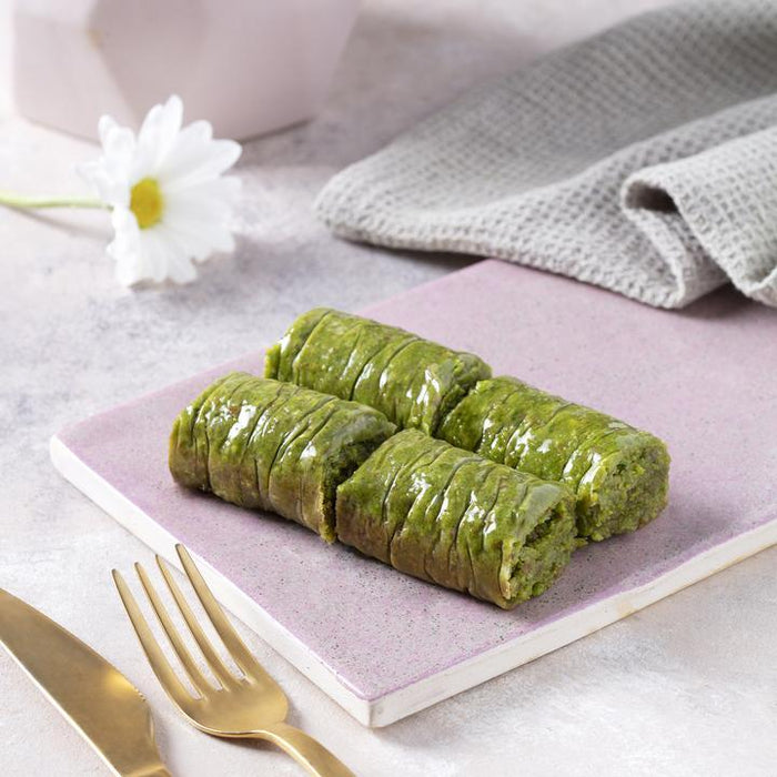 Gulluoglu Roll With Pistachio 400g-DURUM BAKLAVA